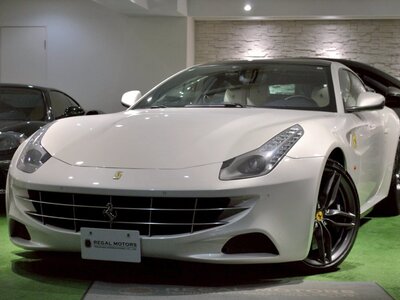 FERRARI FF