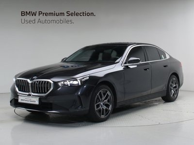 BMW 5 SERIES - 1