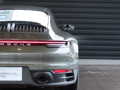 PORSCHE 911 - 8