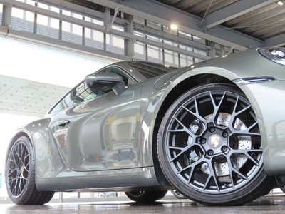 PORSCHE 911 - 10