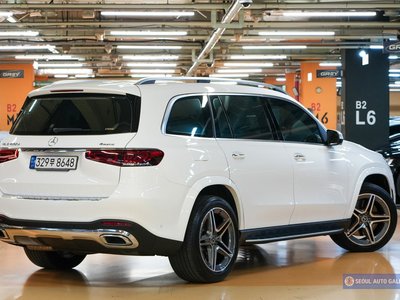MERCEDES-BENZ GLS - 2