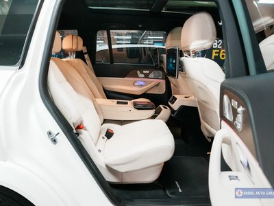 MERCEDES-BENZ GLS - 8