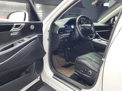 GENESIS GV80 - 10