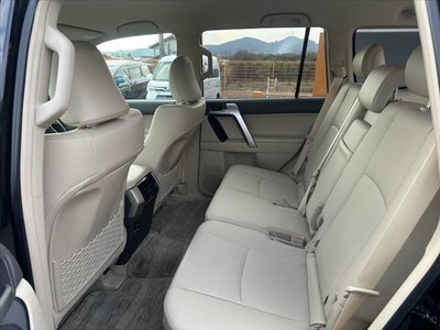 TOYOTA LAND CRUISER PRADO - 10