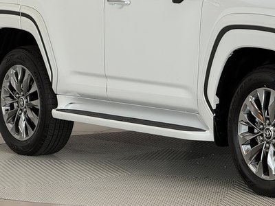 2026 Toyota LAND CRUISER 300 缩略图 17