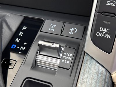 2026 Toyota LAND CRUISER 300 缩略图 61