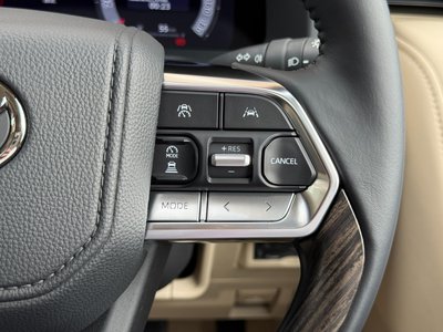 2026 Toyota LAND CRUISER 300 缩略图 42