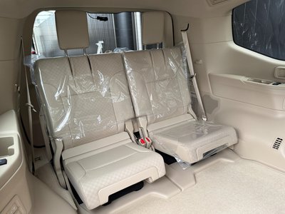 2026 Toyota LAND CRUISER 300 缩略图 39