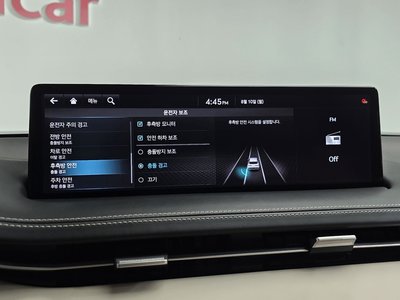 2021 Genesis GV70 thumbnail 34