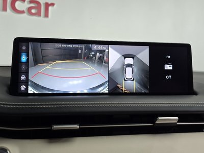 2021 Genesis GV70 thumbnail 21