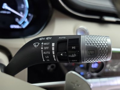 2021 Genesis GV70 thumbnail 28