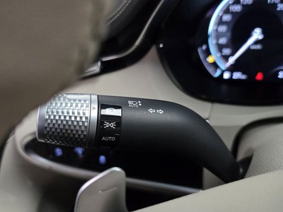 2021 Genesis GV70 thumbnail 29