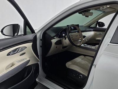 2021 Genesis GV70 thumbnail 14