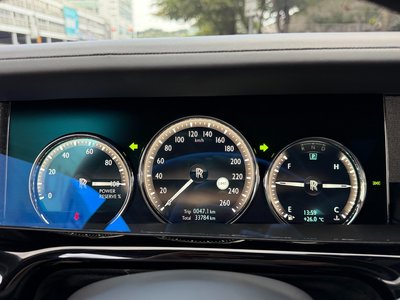 ROLLS-ROYCE PHANTOM - 8