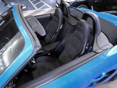 PORSCHE 718 BOXSTER - 10