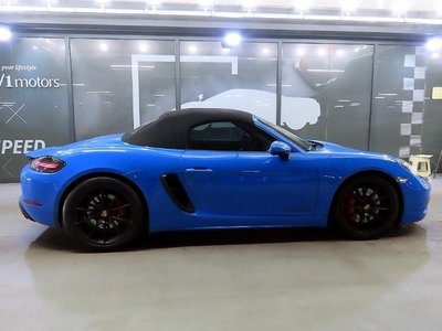 PORSCHE 718 BOXSTER - 4