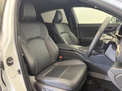 TOYOTA CROWN CROSSOVER - 10