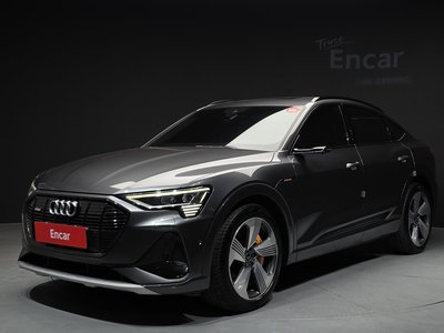 AUDI E-TRON - 1