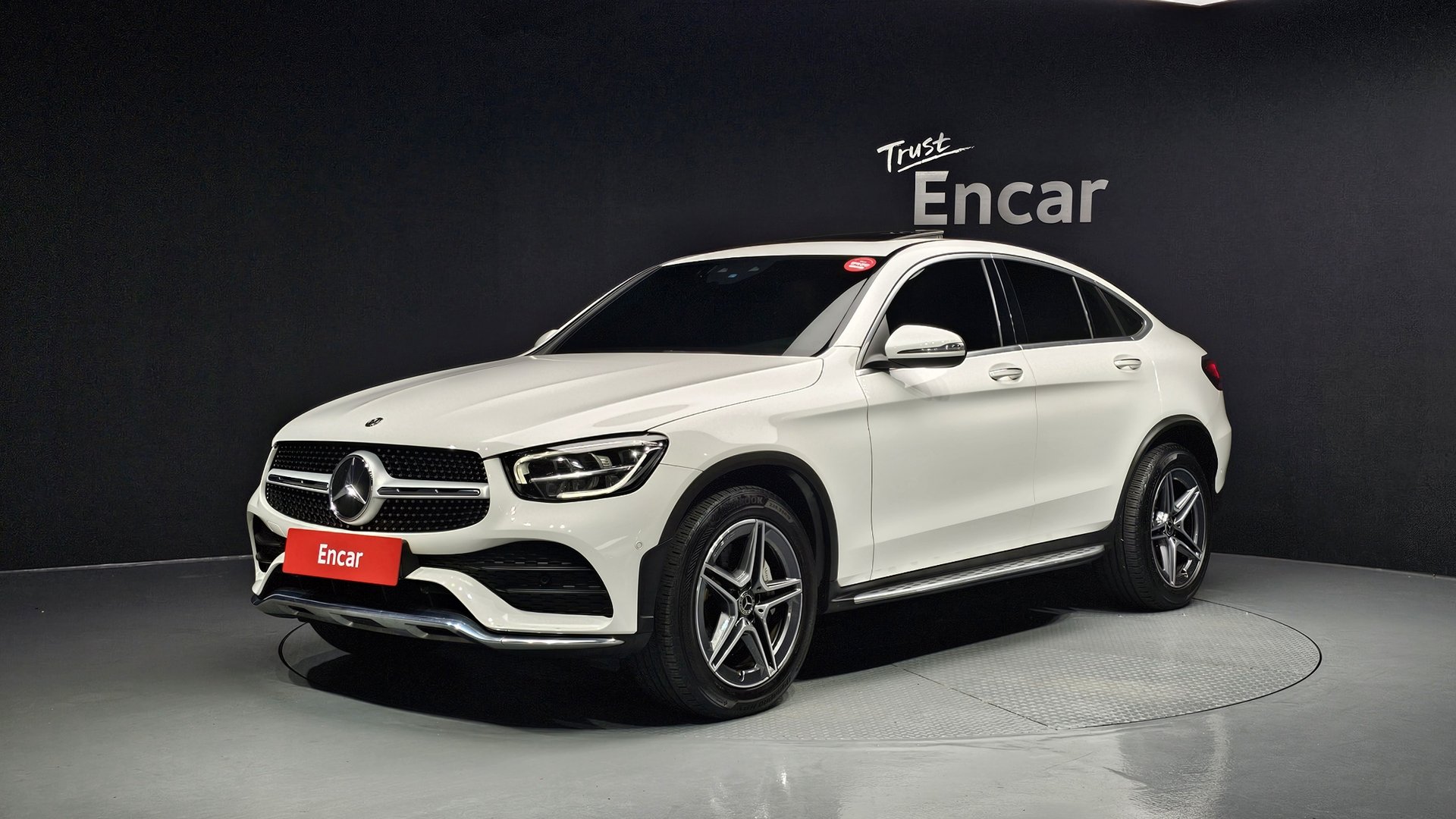 MERCEDES-BENZ GLC - View 1