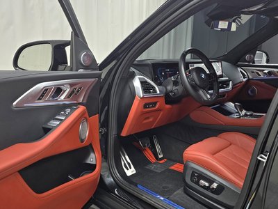 2024 BMW XM thumbnail 13