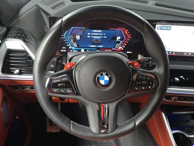 2024 BMW XM thumbnail 18