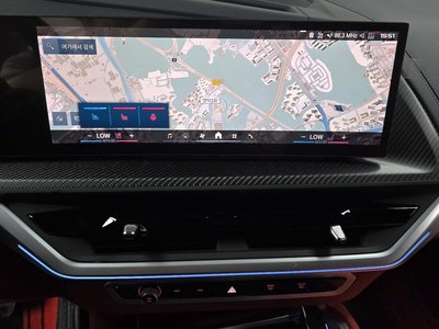 2024 BMW XM thumbnail 19