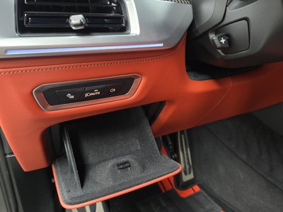 2024 BMW XM thumbnail 26