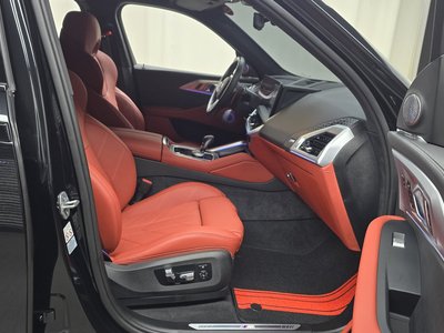 2024 BMW XM thumbnail 16