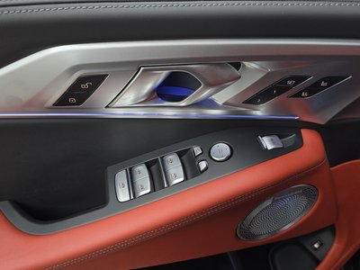 2024 BMW XM thumbnail 30