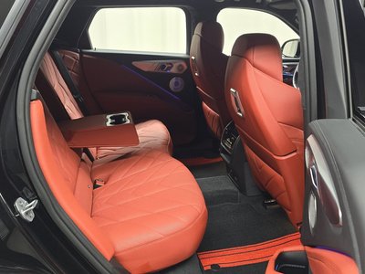 2024 BMW XM thumbnail 17