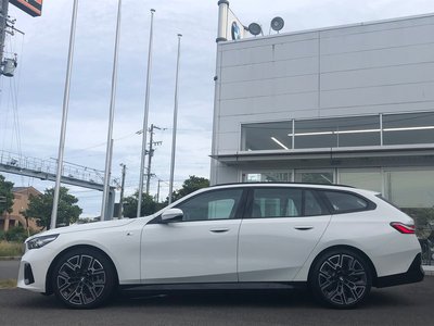 BMW 5 SERIES TOURING - 8