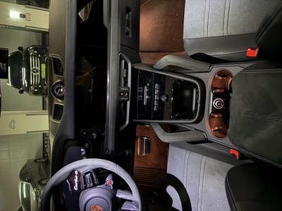 2025 Porsche CAYENNE 照片 8