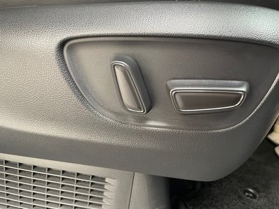 TOYOTA VELLFIRE - 6