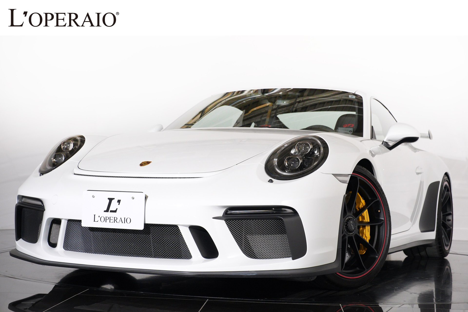 PORSCHE 911 - View 1