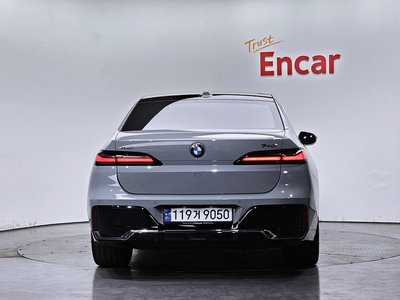 BMW 7 SERIES - 4