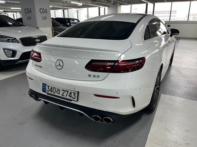 MERCEDES-BENZ E-CLASS - 8