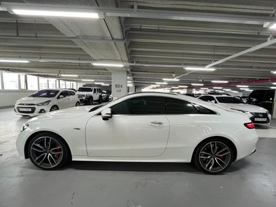 MERCEDES-BENZ E-CLASS - 6