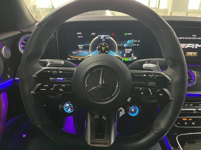 MERCEDES-BENZ E-CLASS - 9