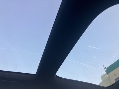 MERCEDES-BENZ GLB - 3