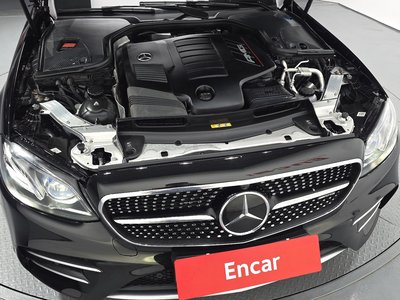 MERCEDES-BENZ E-CLASS - 7