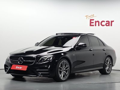 MERCEDES-BENZ E-CLASS - 1