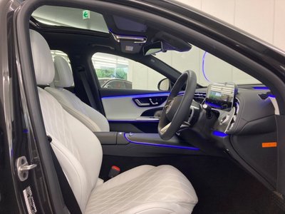 MERCEDES-BENZ E-CLASS - 7