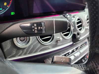 MERCEDES-BENZ E-CLASS - 9