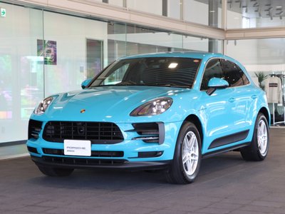 صورة 4 لـ 2021 Porsche MACAN