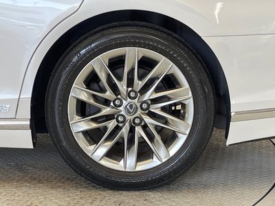 2018 Lexus LS — миниатюра 38