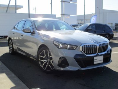 BMW 5 SERIES - 10