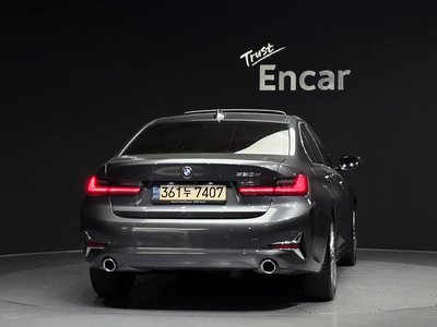 BMW 3 SERIES - 4