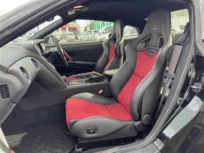 NISSAN GT-R - 9