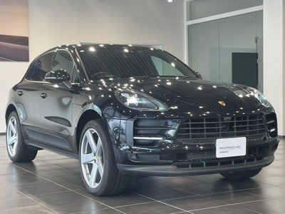 PORSCHE MACAN - 4