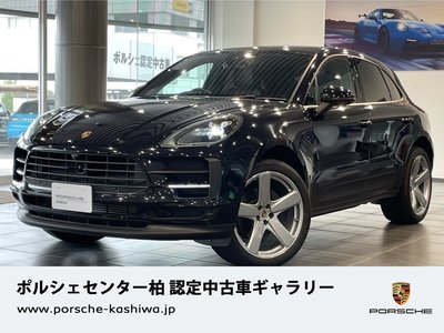 PORSCHE MACAN - 1